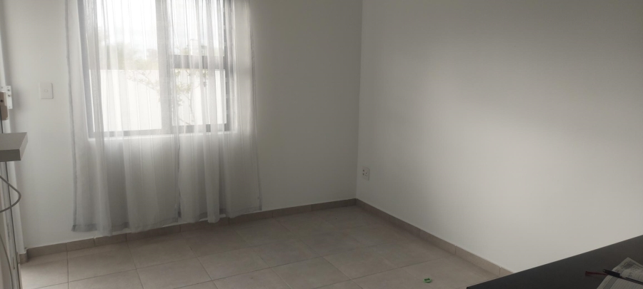 To Let 2 Bedroom Property for Rent in The Connifers Western Cape